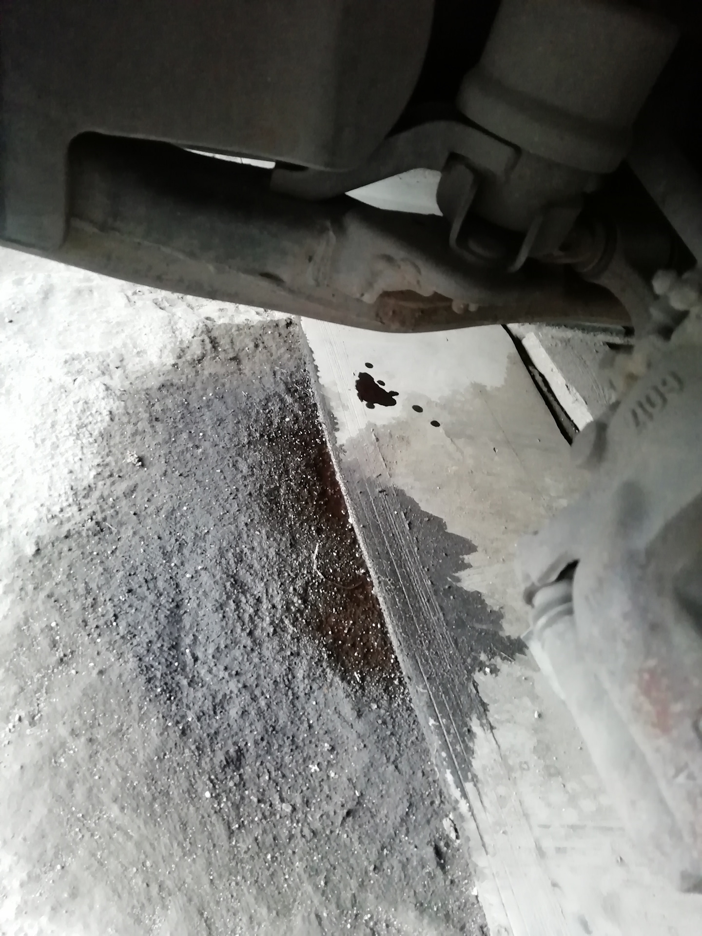 Замена сальника левого привода. И НЕМНОГО ЭКСПЕРИМЕНТА — Toyota Harrier ...