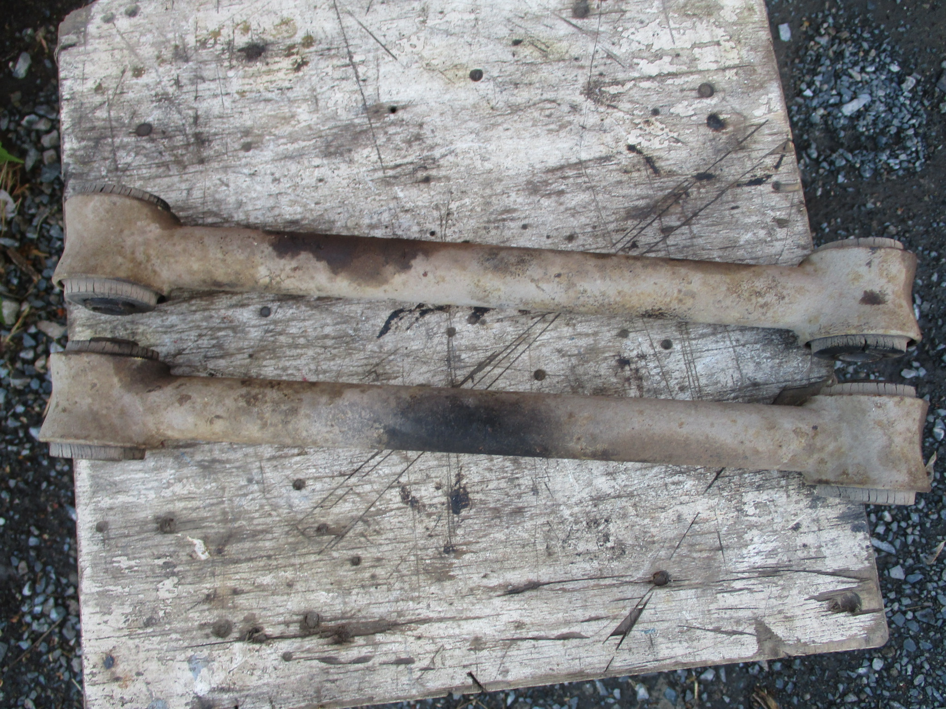 Замена задних коротких реактивных тяг(штанг) на Ваз 2106 — Lada 21061 ...