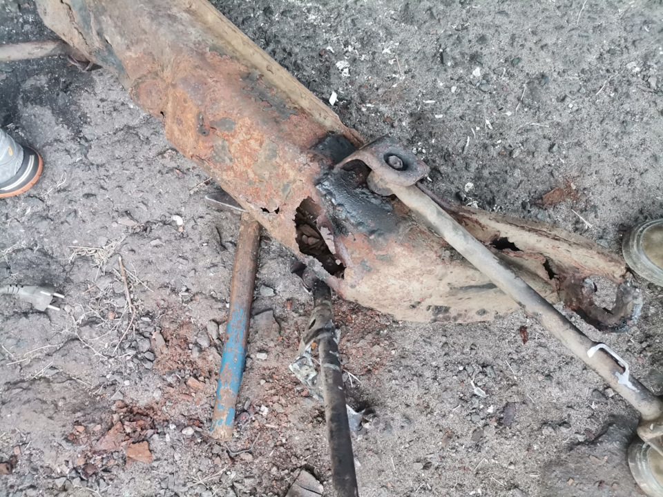 Замена задней балки и сайлентблоков — Suzuki Baleno, 1,6 л, 1996 года ...