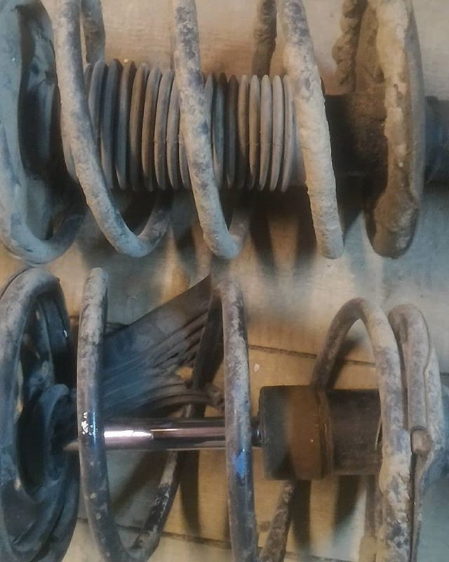 Решил прокачать стойки, но… — Nissan Laurel (C35), 2 л., 1997 года ...