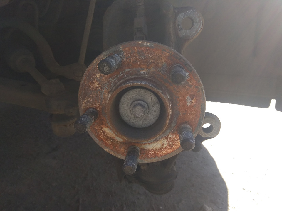 Биение тормозных дисков — Ford Galaxy (Mk III), 2 л, 2014 года | своими ...