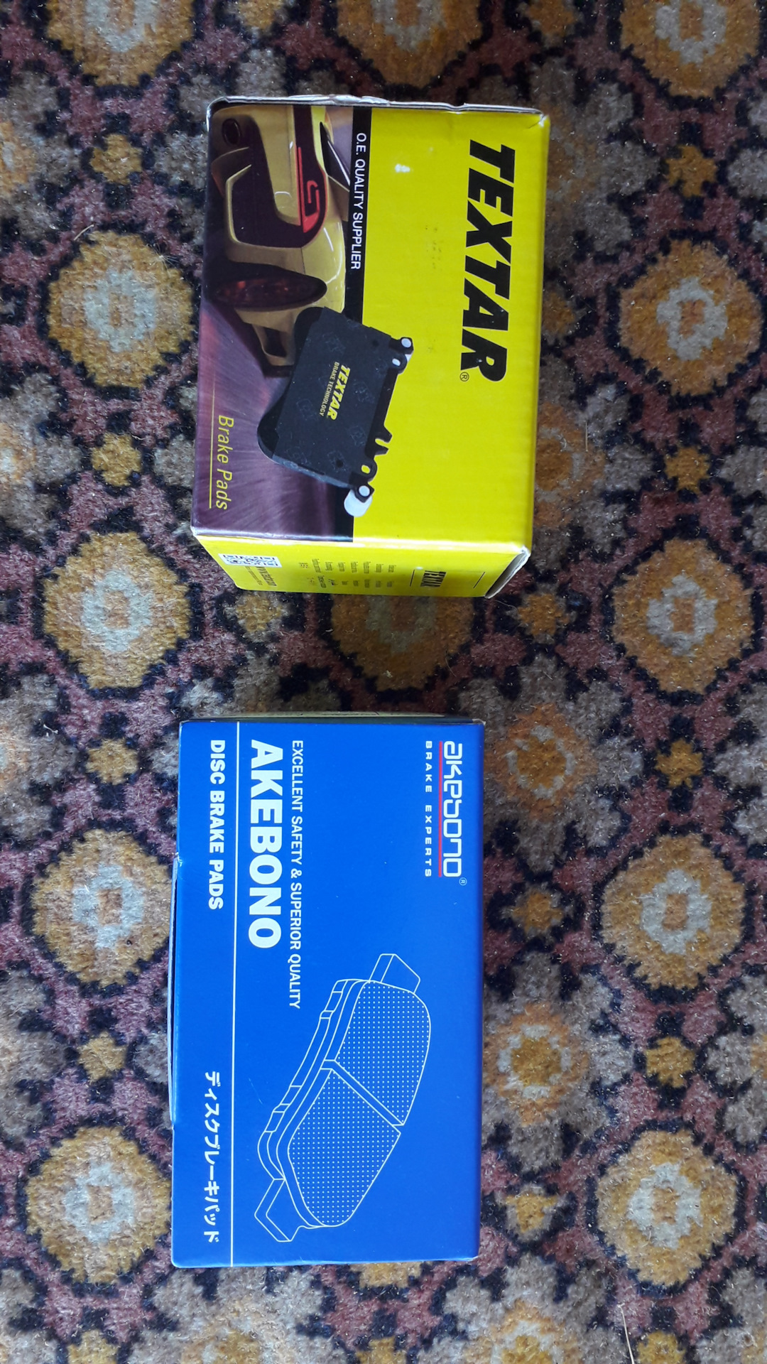 Замена задних тормозных колодок. — Mitsubishi Pajero Sport (3G), 2,4 л ...