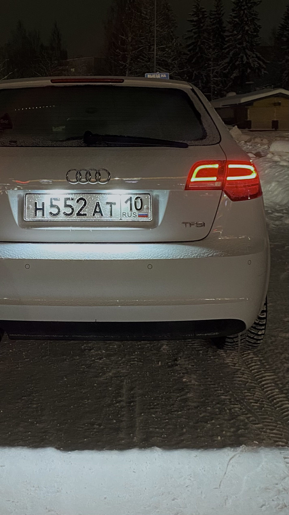 007 / Ремонт подсветки номера и замена на LED / A3 8PA 1.2 TFSI — Audi A3  Sportback (8PA), 1,2 л, 2013 года | поломка | DRIVE2