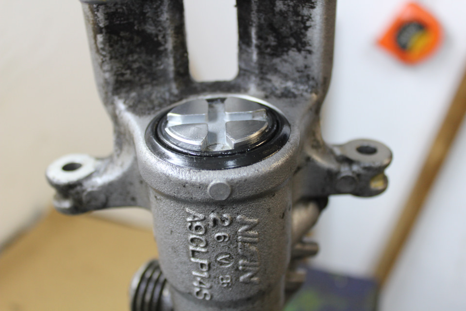 Как работает тормозная система Nissin (Япония) на заднем тормозном ...