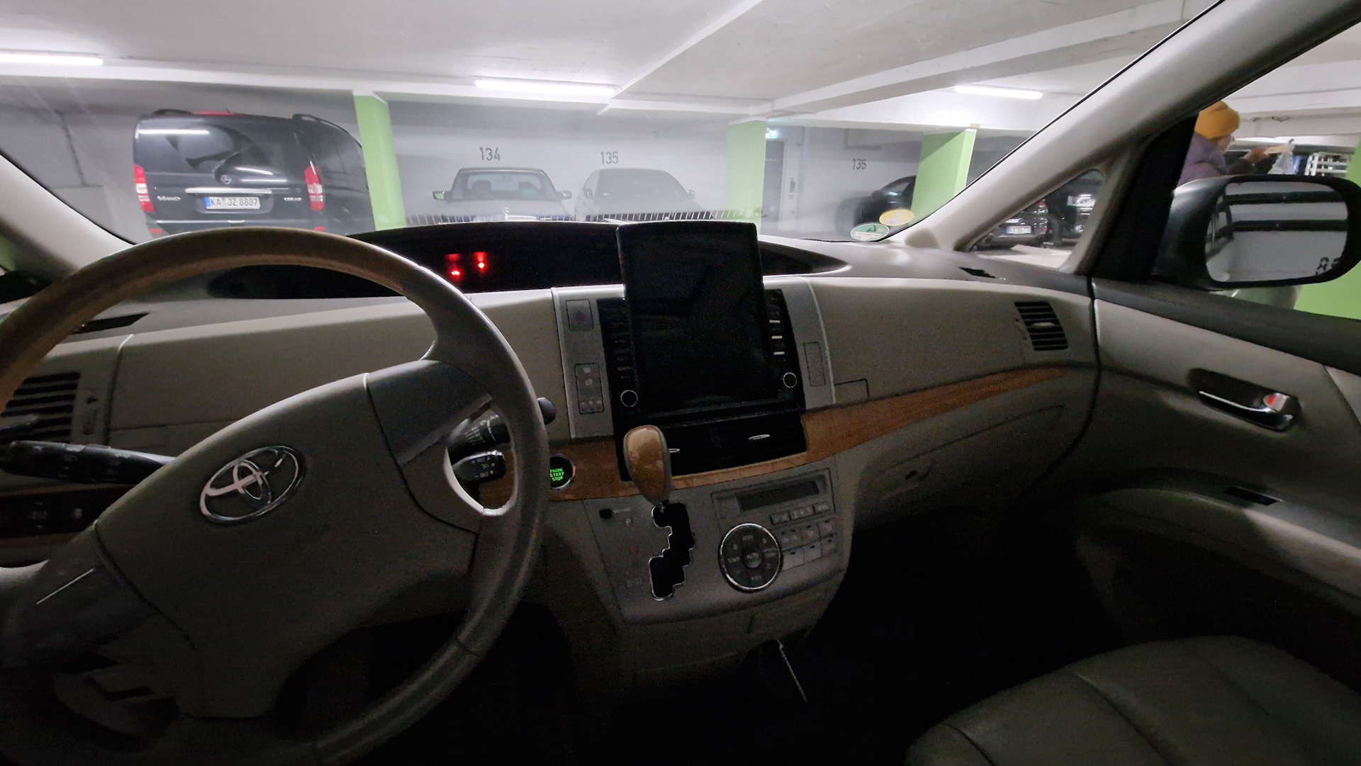 Туби ор нот туби? …китайская магнитола-вертикалка — Toyota Estima (III ...