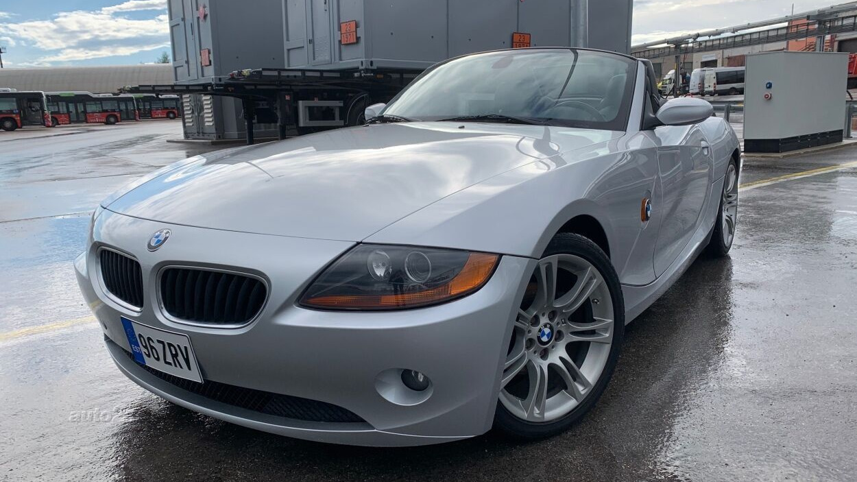 BMW Z4 (E85) 2.5 бензиновый 2004 | Гостья из Будущего на DRIVE2