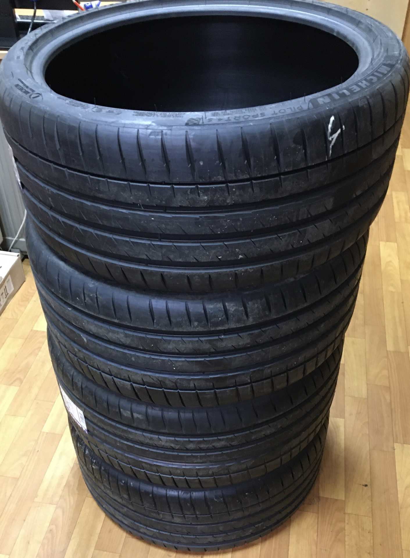 Michelin sport 4s