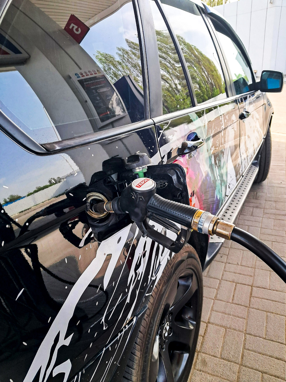 заправляем — BMW X5 (E53)