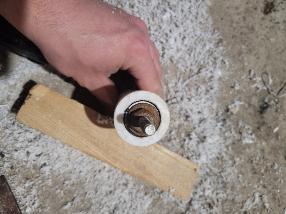 Устранение стуков в рулевой рейке — Lada Калина 2 универсал, 1,6 л ...