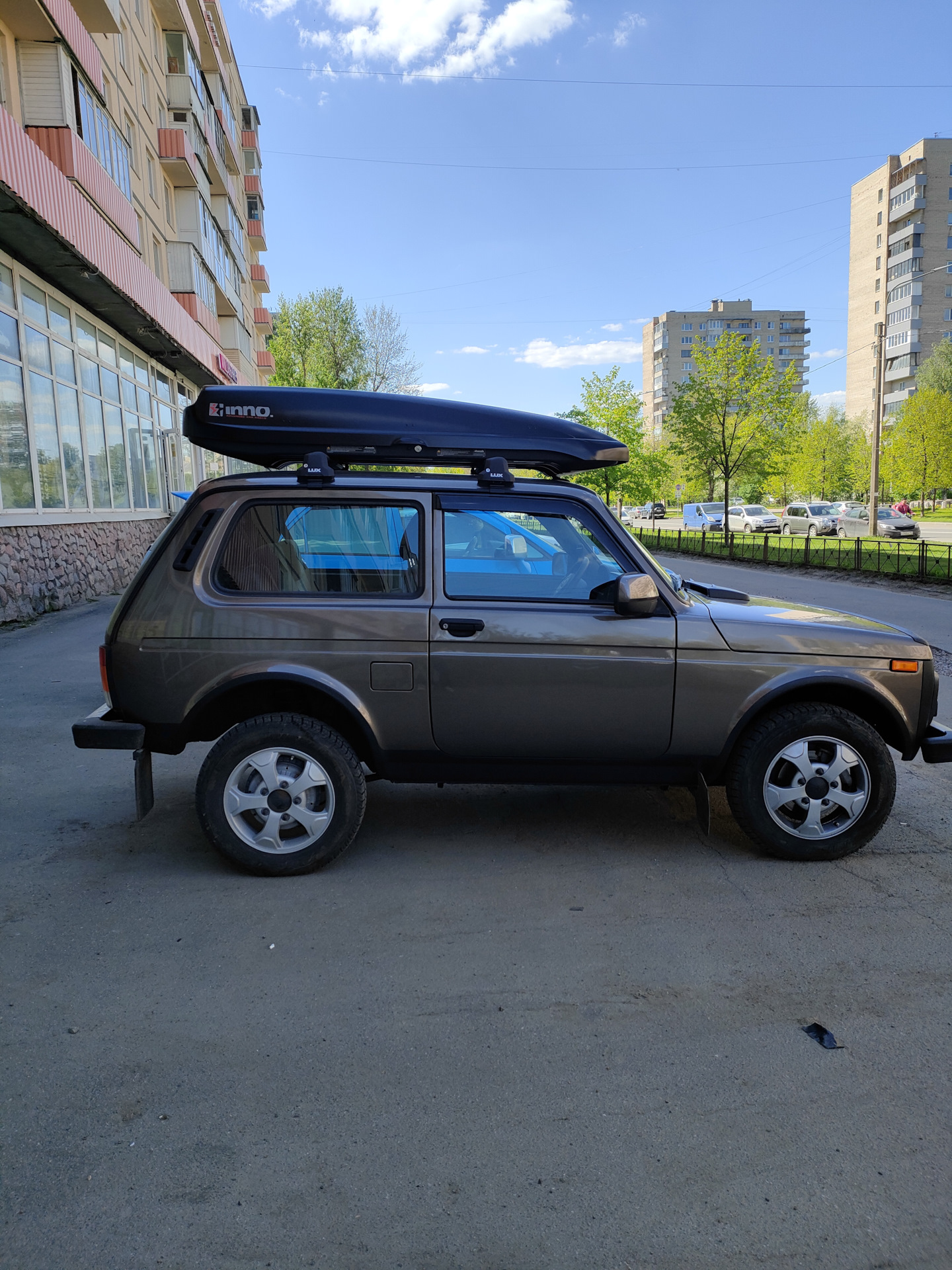 Самурайский автобокс Inno Shadow 16 New — Lada 4x4 3D, 1,7 л, 2021 года ...