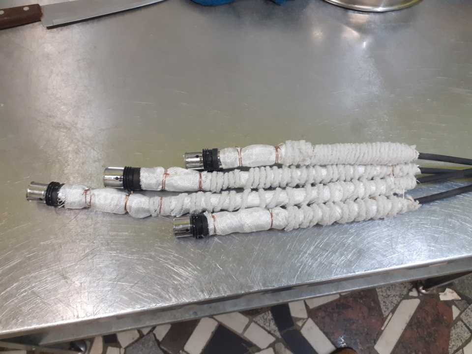 Высоковольтные провода 1.2 tsi — SEAT Leon (Mk II), 1,2 л, 2012 года ...