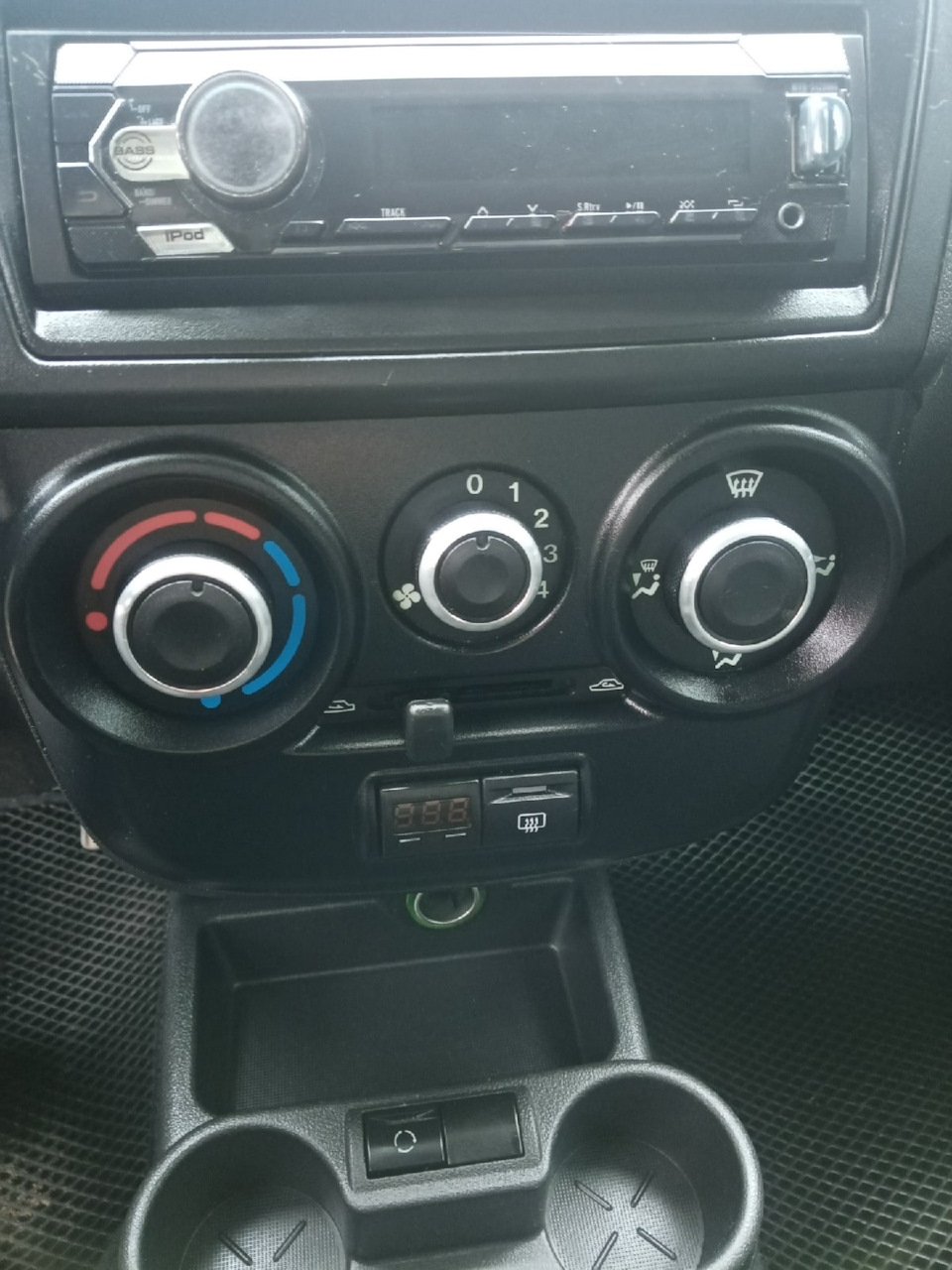 Замена ручек печки — Lada Калина 2 универсал, 1,6 л, 2014 года ...