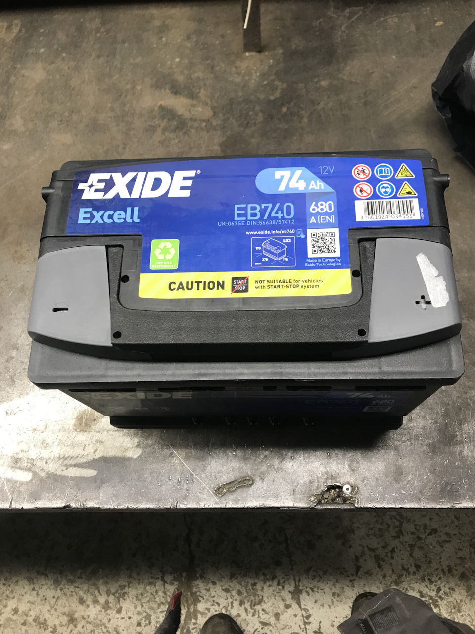 Exide eb740