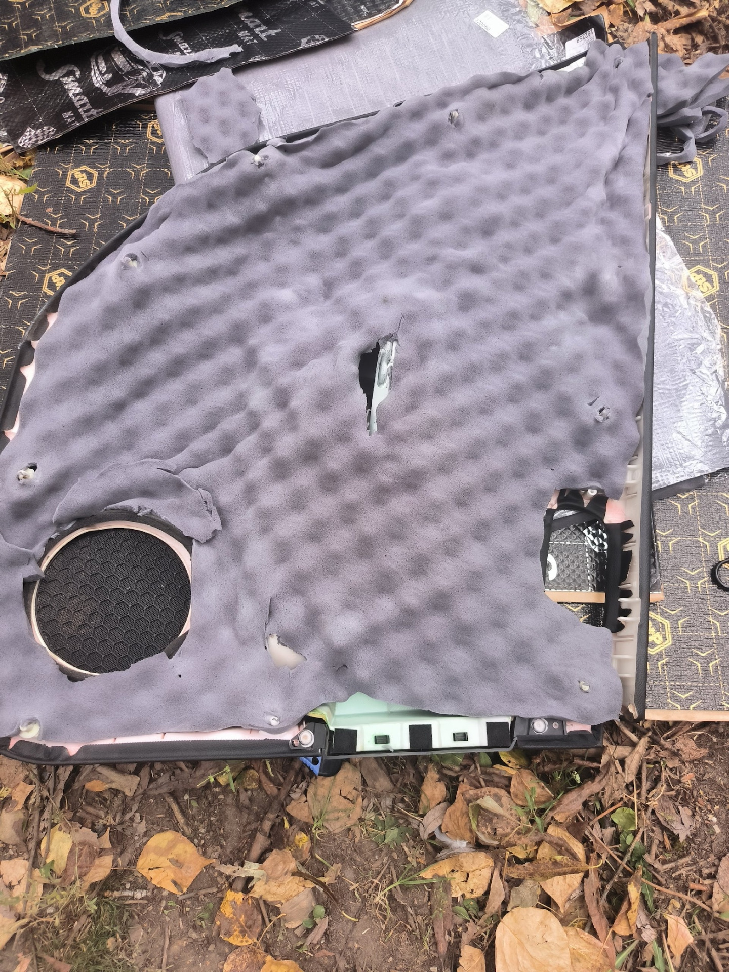 Шумка своими руками — Infiniti G25, 2,5 л, 2011 года | своими руками ...