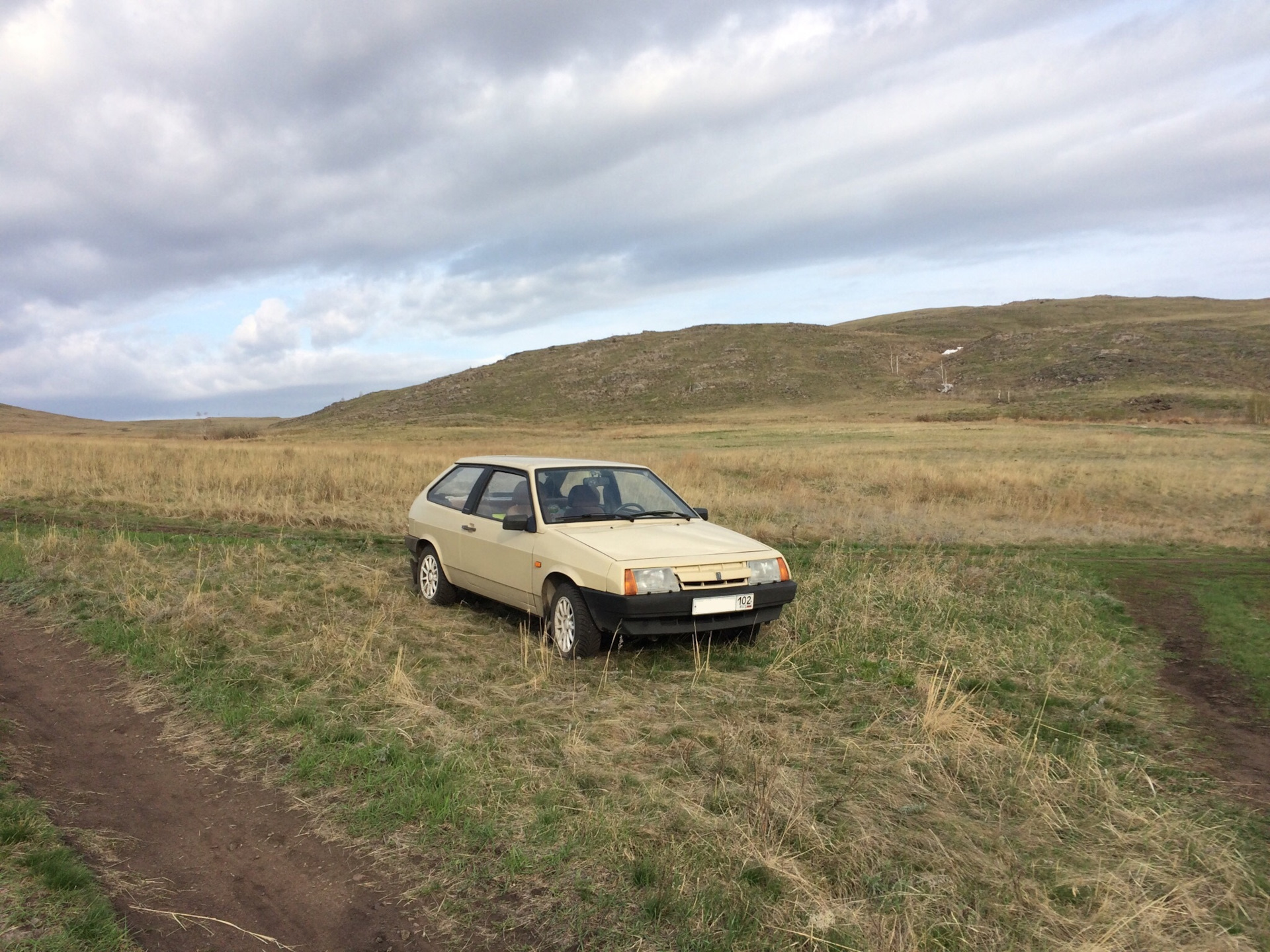 она была в Париже — Lada 2108, 1,3 л, 1987 года | путешествие | DRIVE2