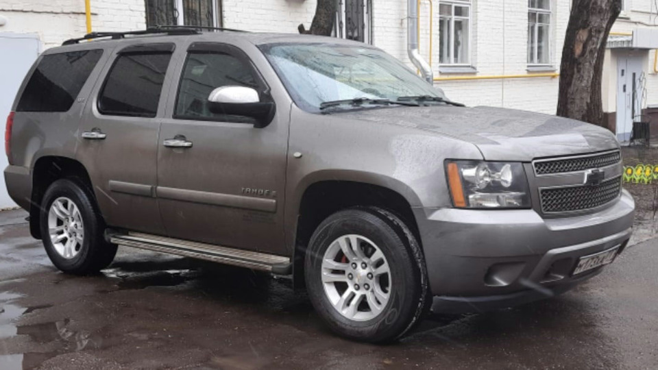 Chevrolet Tahoe gmt900 z71