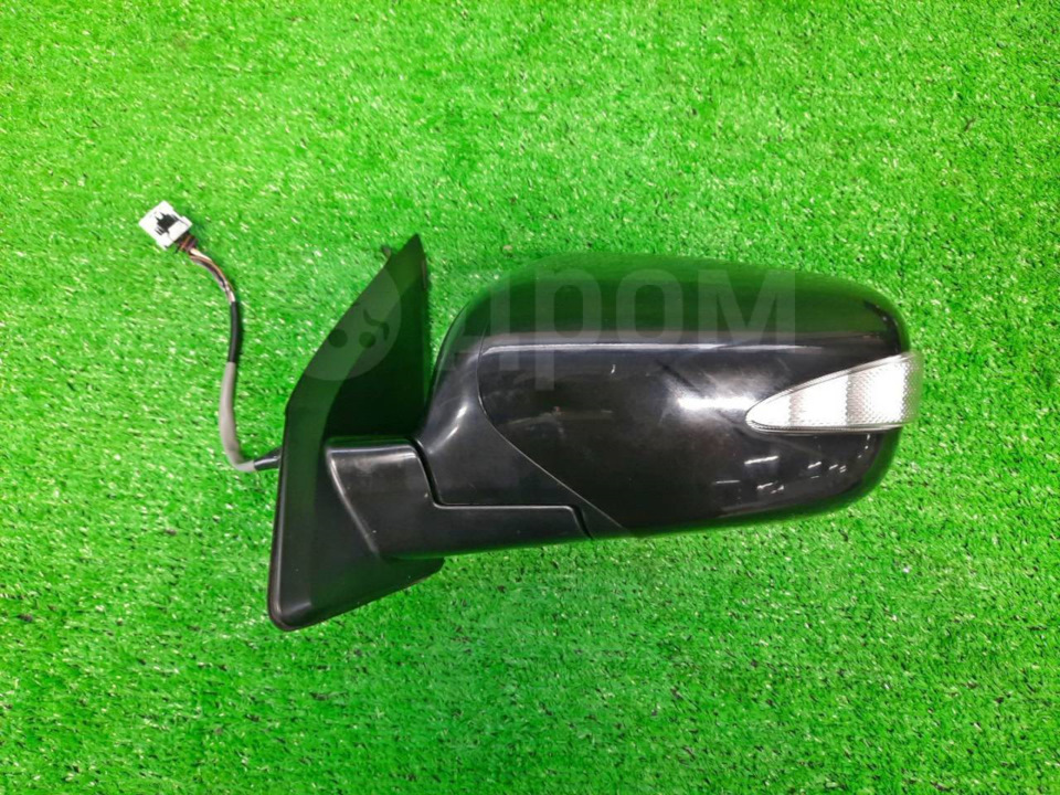 Зеркала с повторителем поворотника с праворульного аута — Mitsubishi ...