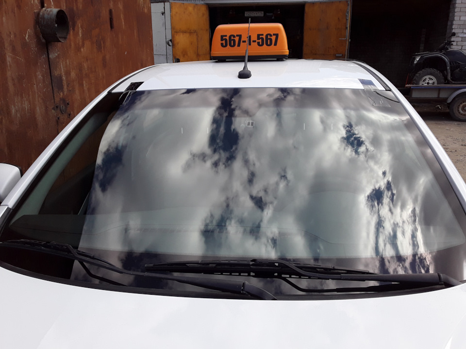 Замена ветрового стекла — Lada Vesta CNG, 1,6 л, 2018 года | кузовной ...