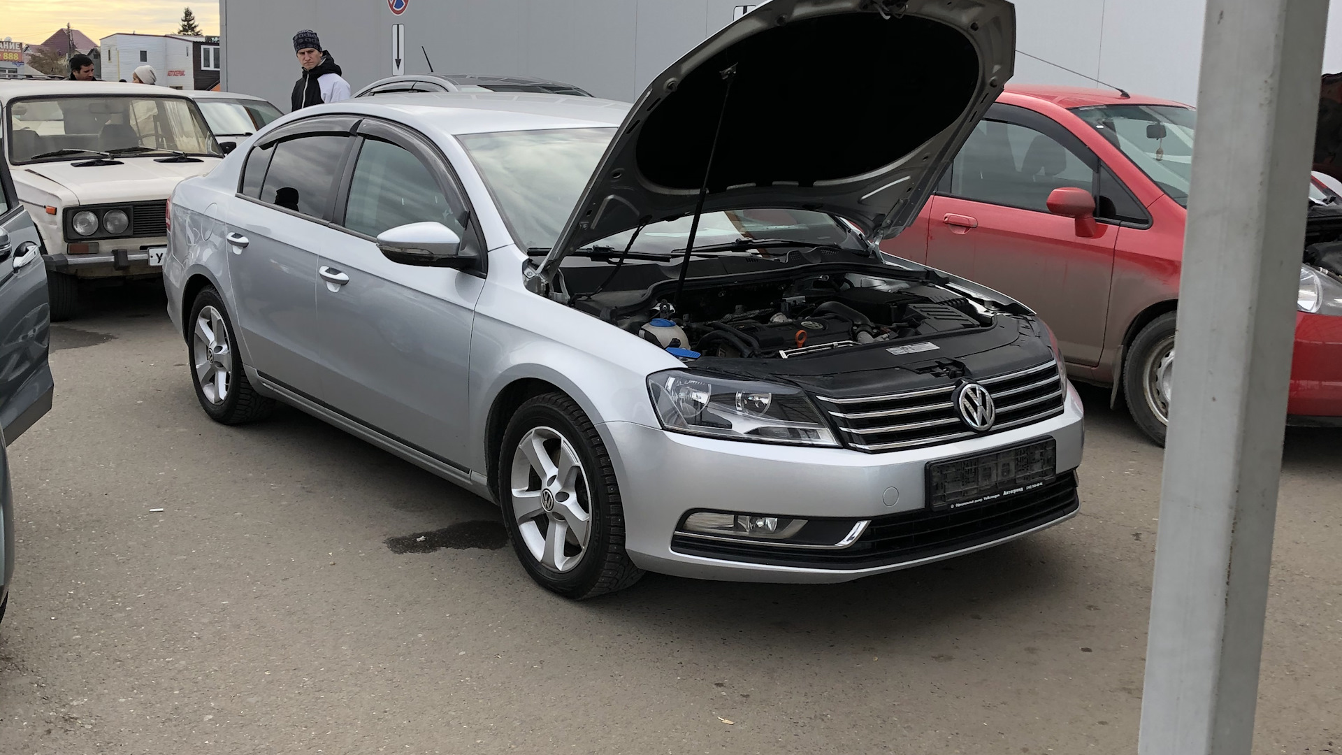 Volkswagen Passat B7 1.4 бензиновый 2011 | SILVER на DRIVE2