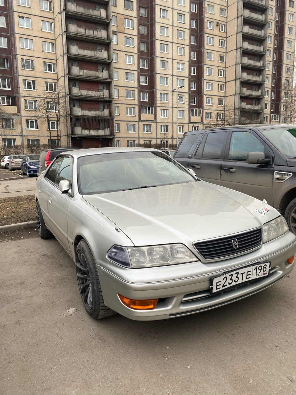 1.Квадратный номер спереди — Toyota Mark II (100), 2,5 л, 1999 года |  просто так | DRIVE2