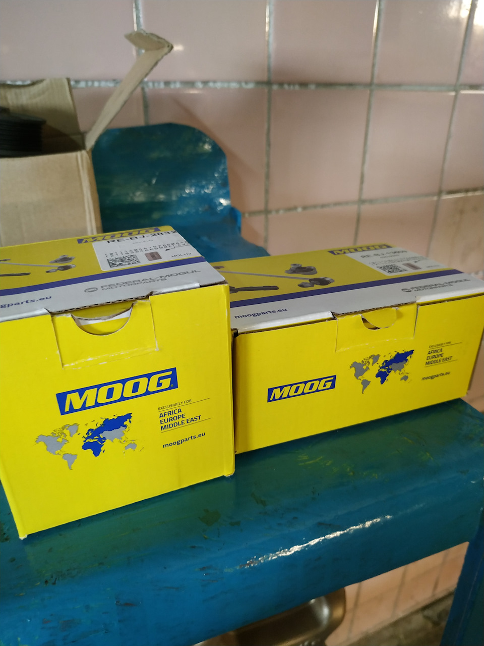 …два артикула. — Lada Ларгус