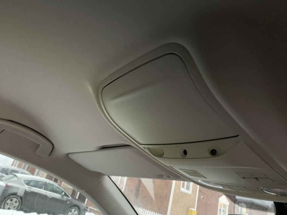 Очечник, ящик под сиденье и еще кое-что — Volkswagen Taos, 1,4 л, 2021 ...