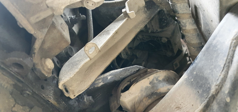 Регулировка клапанов 1G-FE Beams. Замена толкателей. — Toyota Altezza ...