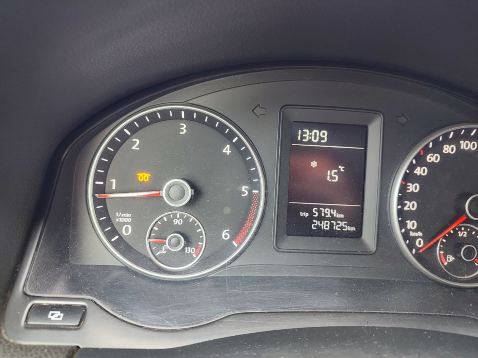 Нужна помощь. На приборке стала мигать спираль свечей накала ...