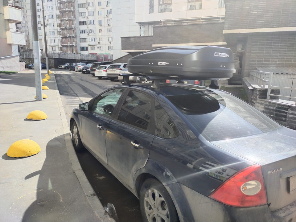 Автобокс на крушу — Ford Focus Sedan II, 1,6 л, 2011 года | аксессуары ...