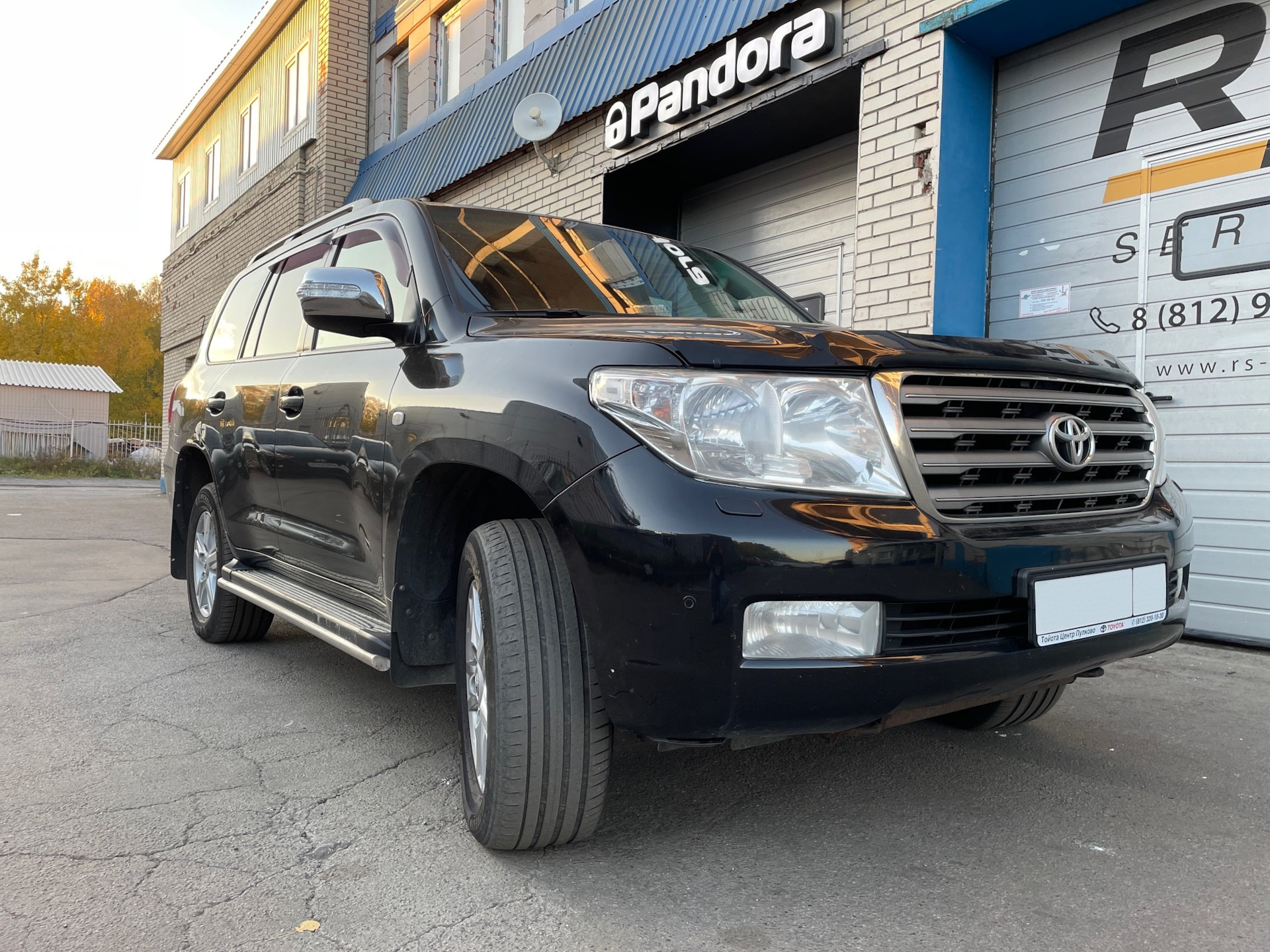 Lc 200 дизель. Toyota Land Cruiser 200 2010. Крузак 200 4.7.