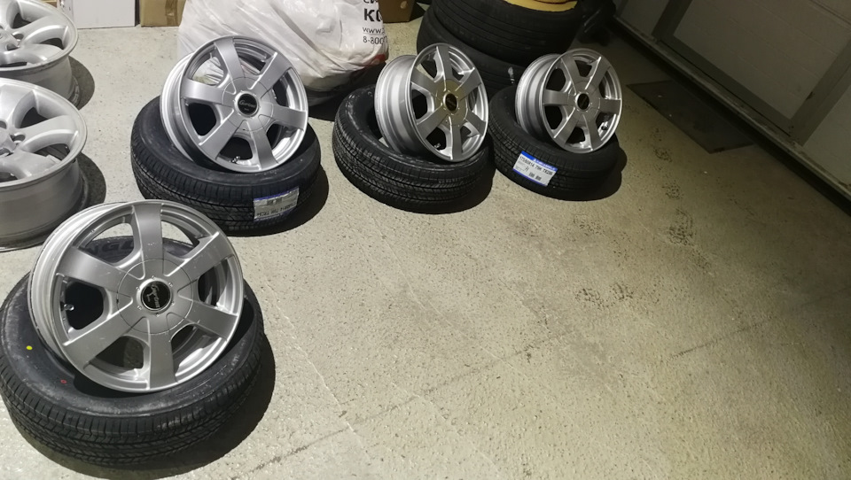Летние диски — Daihatsu Yrv, 1,3 л, 2000 года | колёсные диски | DRIVE2