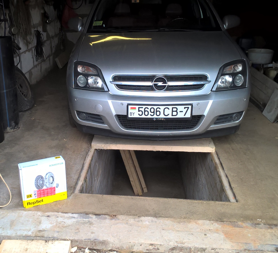 Опель Вектра С / Vectra C GTS 2.2 DTI замена диска сцепления — Opel ...