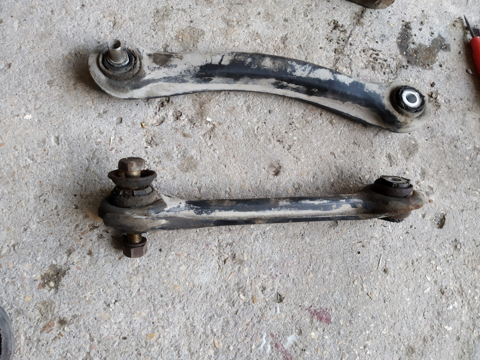 Фото в бортжурнале Mercedes-Benz E-Class (W124)