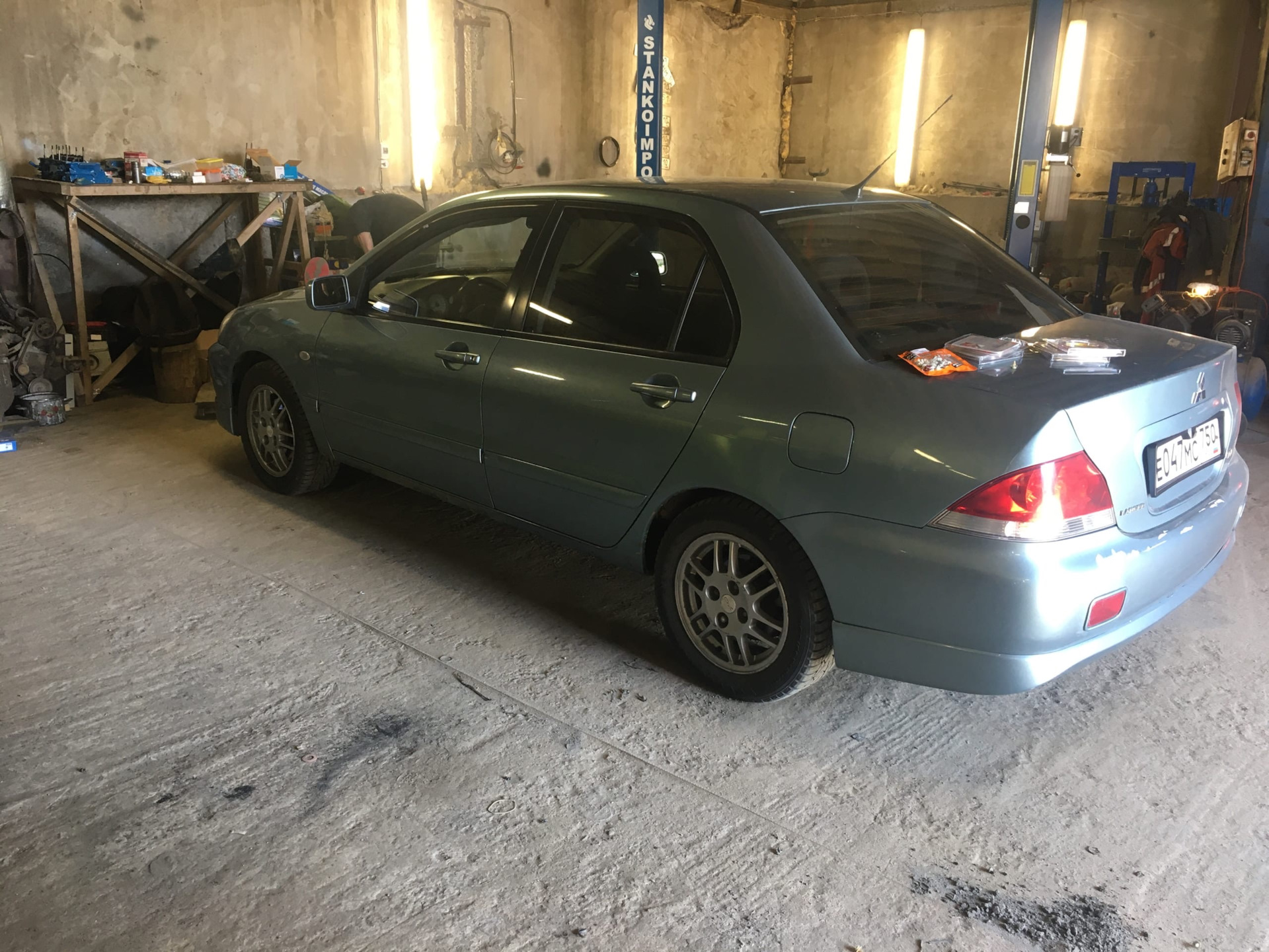 mitsubishi lancer 2005