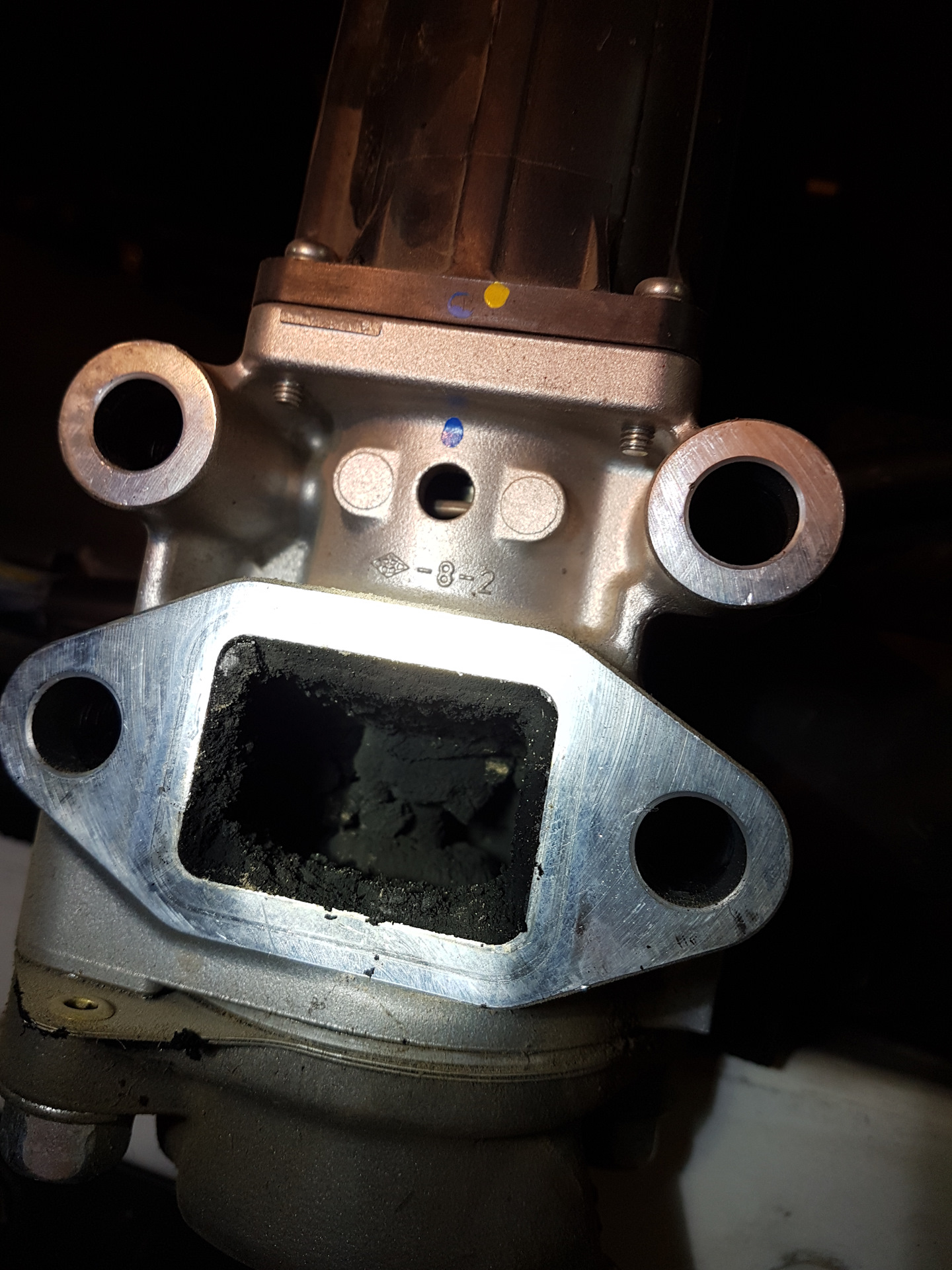 Чистка егр на паджеро спорт 2. Егр паджеро 2. Егр паджеро 2. Клапан егр митсубиси паджеро спорт 2. Клапан егр паджеро 4 3.