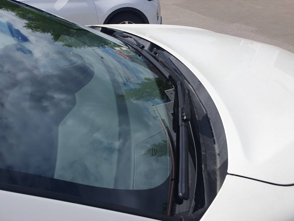 Новые щётки стеклоочистителя — Renault Koleos (1G), 2 л, 2012 года ...