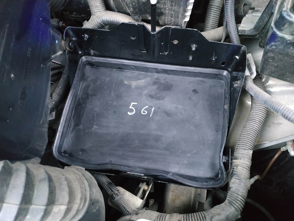 21013703095Р Поддон аккумулятора резиновый ВАЗ-2101-07, 2121, 2131 БРТ ...