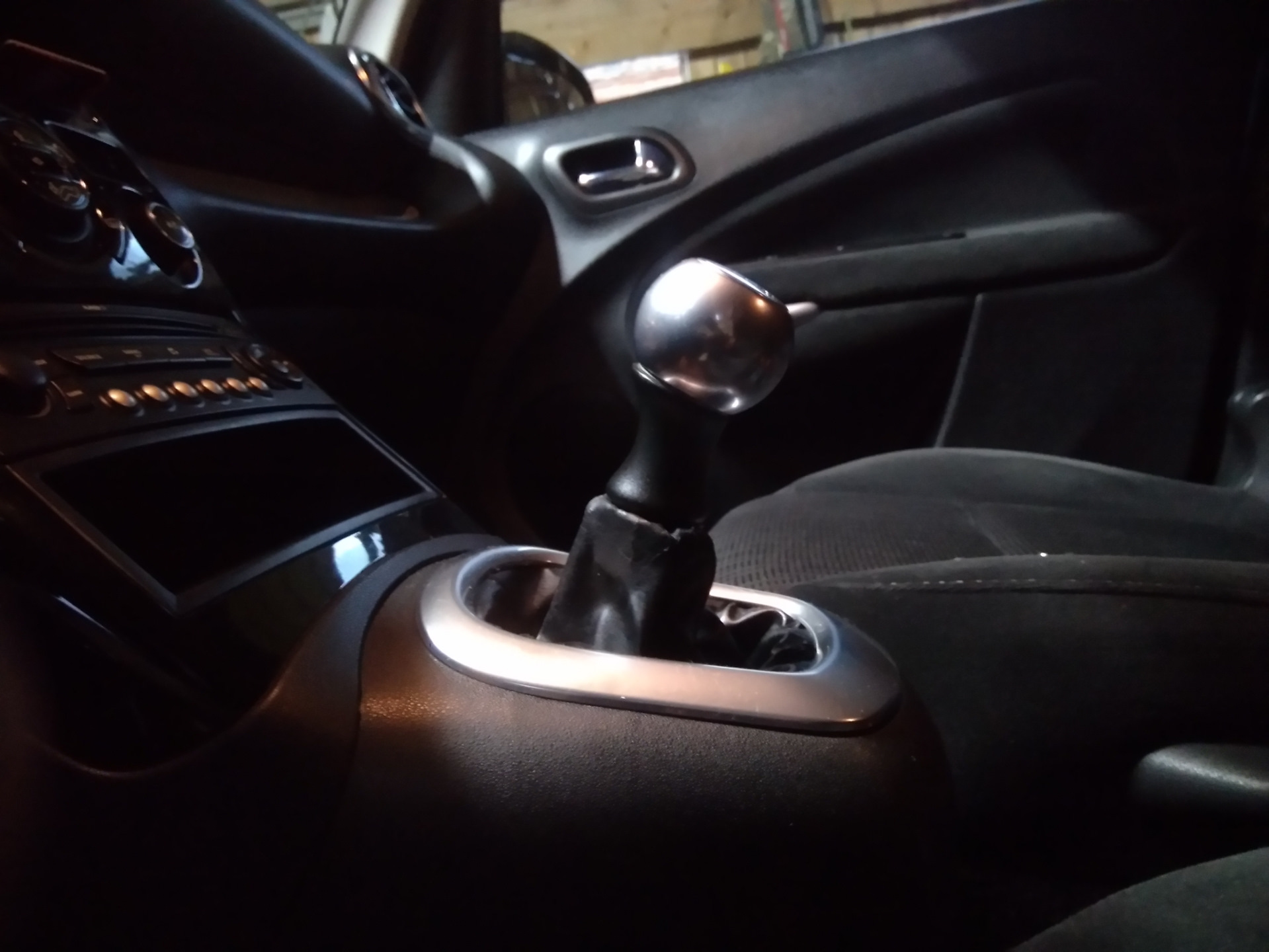 Как снять ручку кпп ситроен берлинго Сделал обрезание рычага кпп) - Citroen C3 Picasso, 1,6 л, 2009 года тюнинг DRIVE