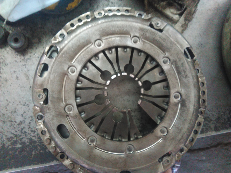 Бездемпферное сцепление шкода октавия 2.0 дизель — Volkswagen Touran ...