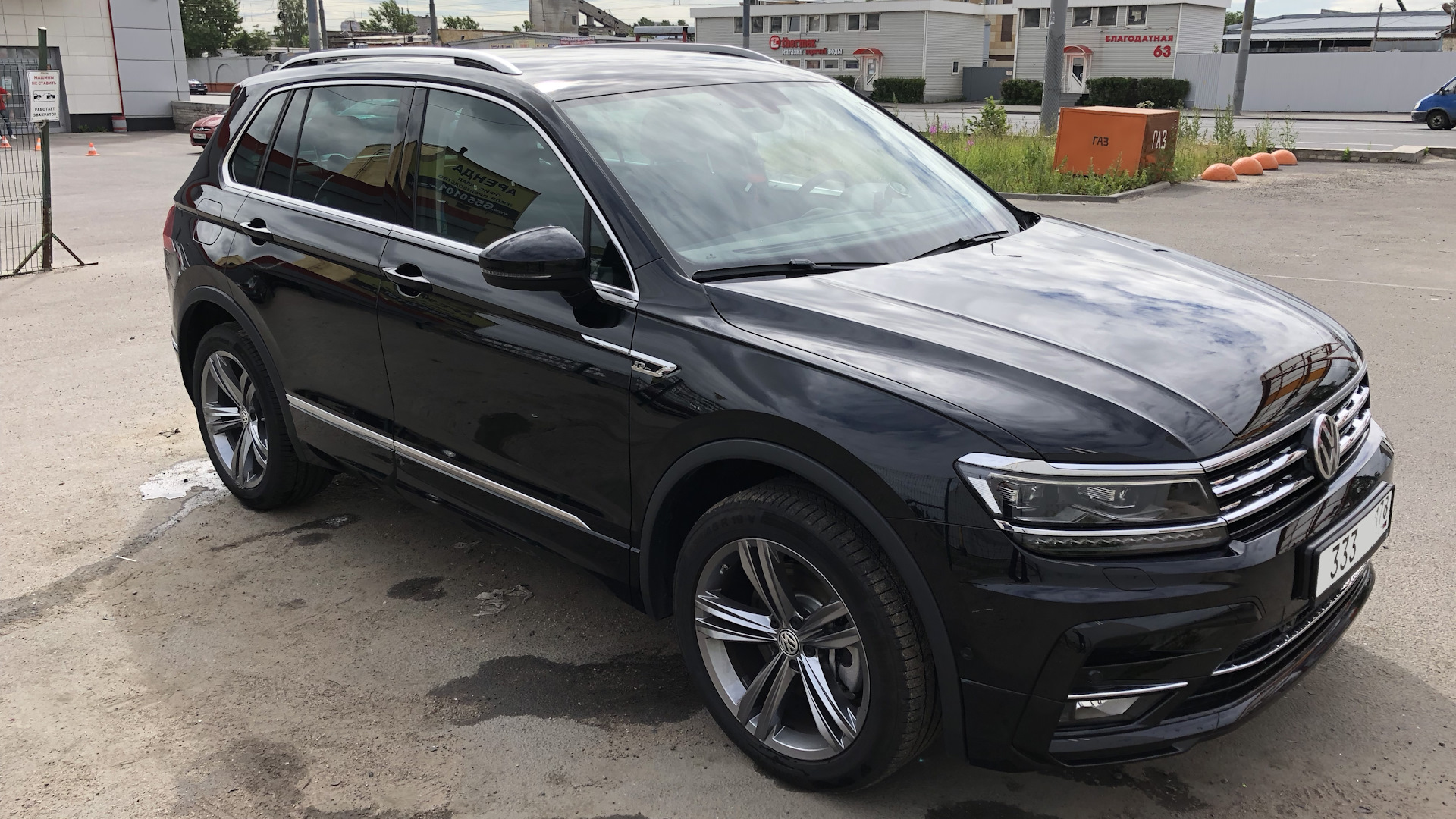 Volkswagen Tiguan (2G) 2.0 бензиновый 2018 | Black Warrior 2 ® на DRIVE2