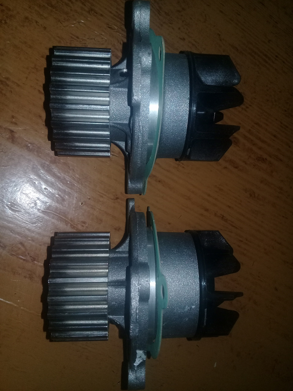 Видна разница в высоте лопастей — Lada Granta