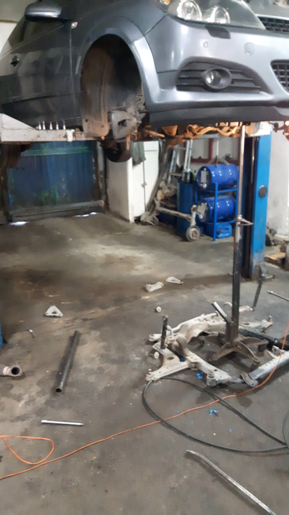 Замена сцепления Изитроник 621304309 и ZA3103B2 — Opel Astra H GTC, 1,6 ...