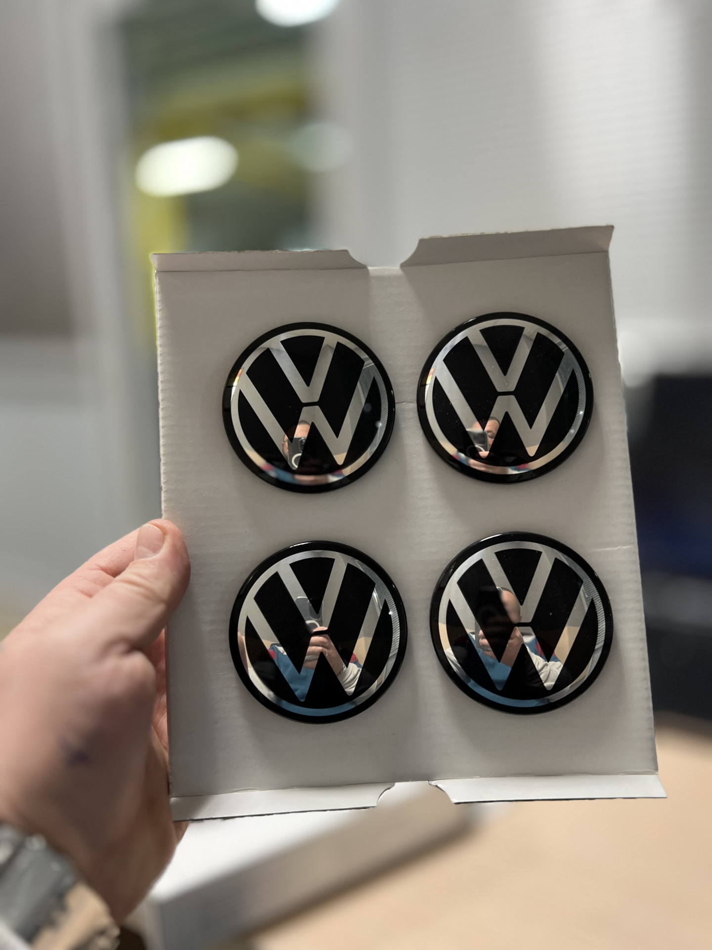 динамические колпачки ступицы volkswagen. динамические колпачки volkswagen. ленцо манглайт диски фольксваген. динамические колпачки volkswagen. динамические колпачки.