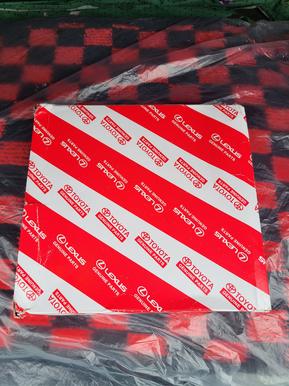 Фото в бортжурнале Toyota Crown Hybrid