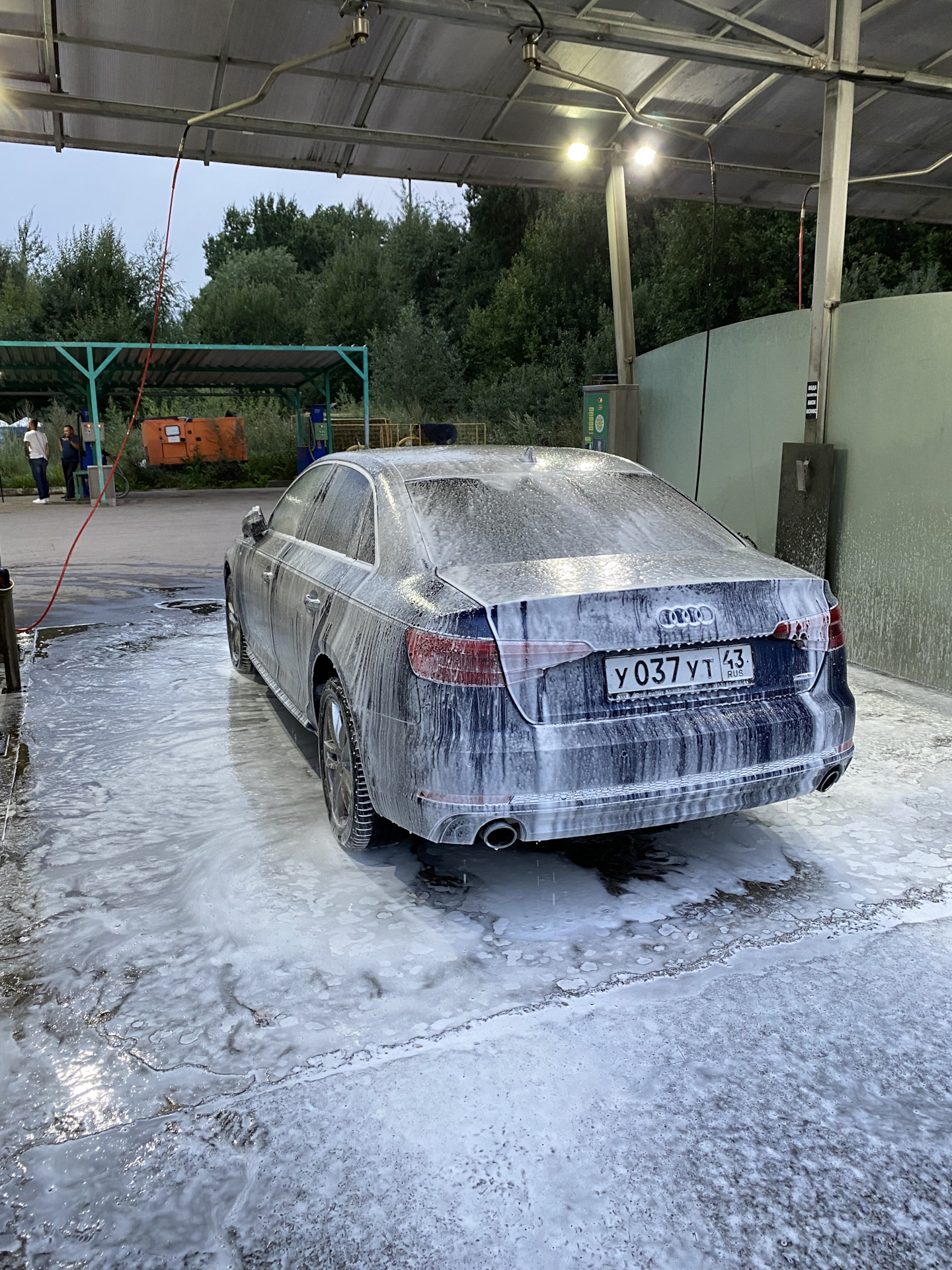 Подскажите где купить качественные литые диски в Москве и МО — Audi A4  (B9), 2 л, 2016 года | тюнинг | DRIVE2