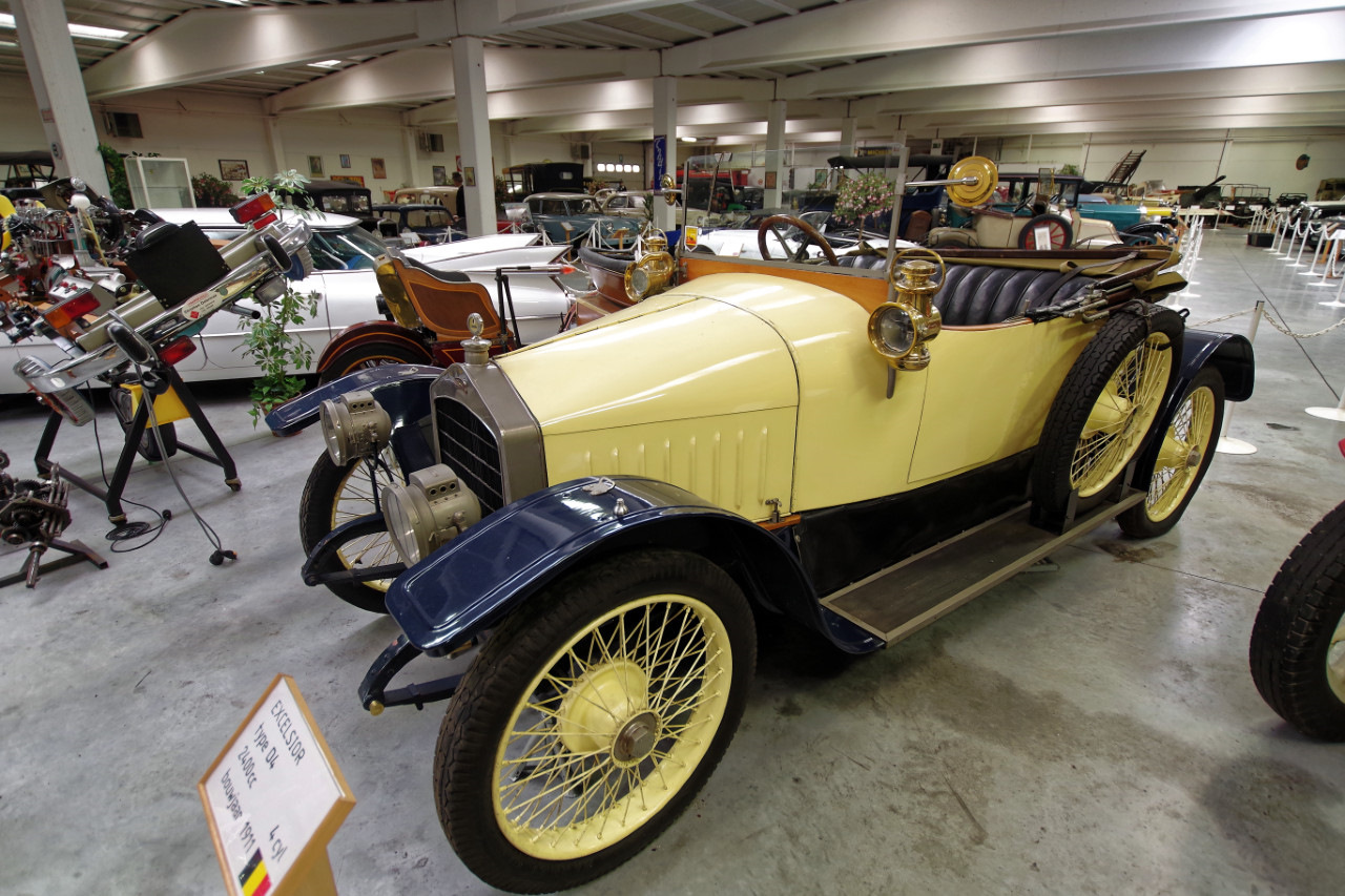 Oldtimer Bossaert — Часть 4. Excelsior, Fargo, Fawcett, FIAT, FN, Ford,  Imperia — DRIVE2