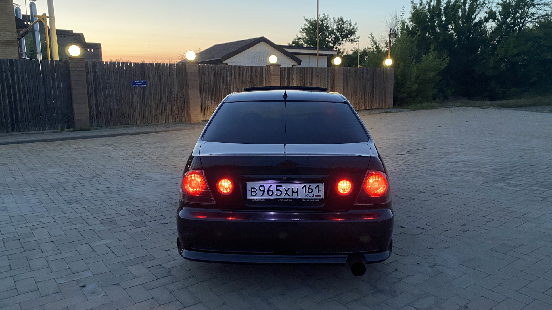 Lexus IS 4.3 бензиновый 1999 | Темный рыцарь (V8) на DRIVE2