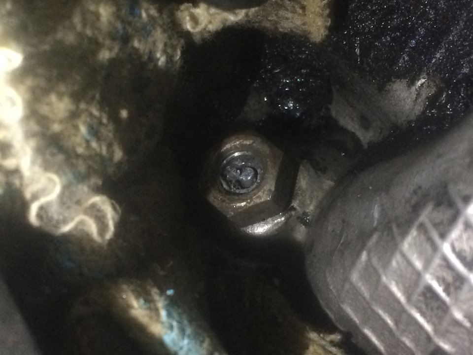 CEAAAgAs7OA 960 Как выкрутить обломанную свечу накаливания