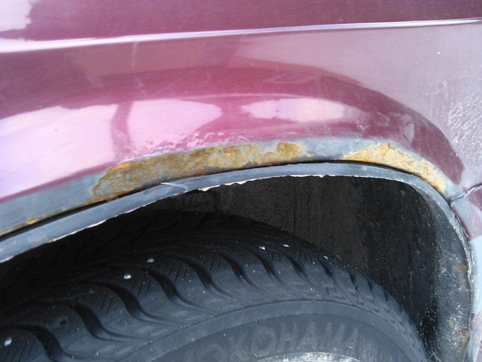 Как починить крыло автомобиля? Удаление ржавчины и ремонт брызговиков