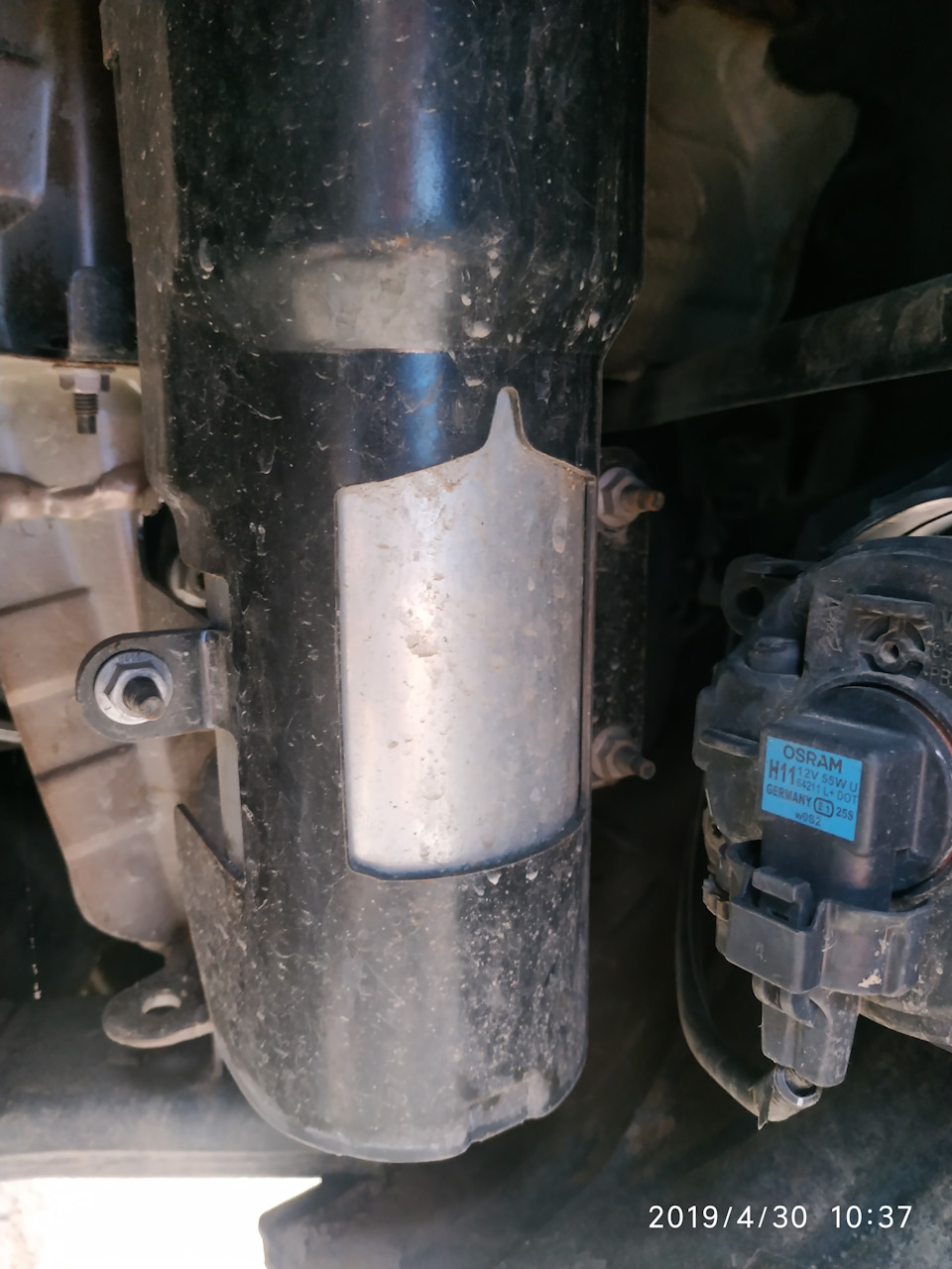 Замена топливного фильтра на дастере — Dacia Duster (1G), 1,5 л, 2010 ...